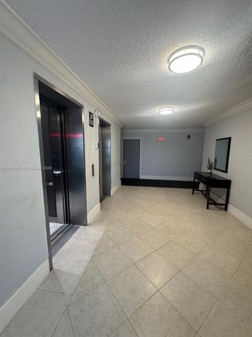 2020 NE 135th Street 811, North Miami, FL 33181