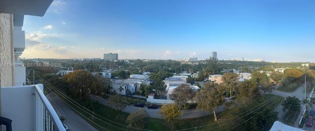 2020 NE 135th Street 811, North Miami, FL 33181