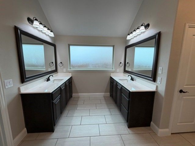 2304 Lonsdale Drive, Mansfield, TX 76084