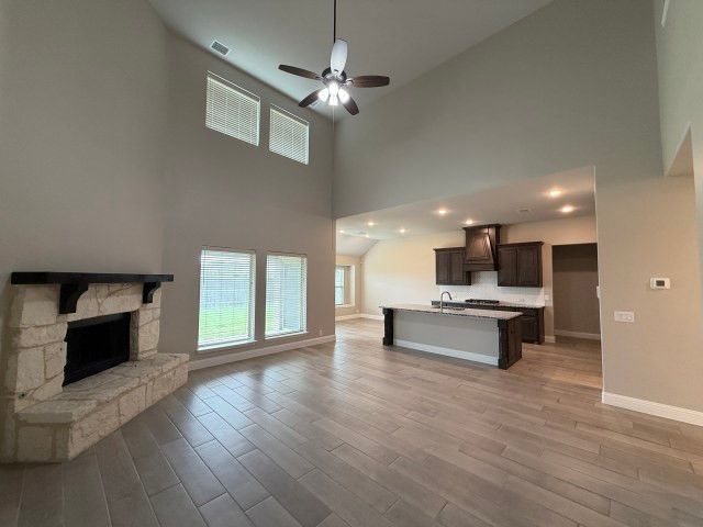 2304 Lonsdale Drive, Mansfield, TX 76084
