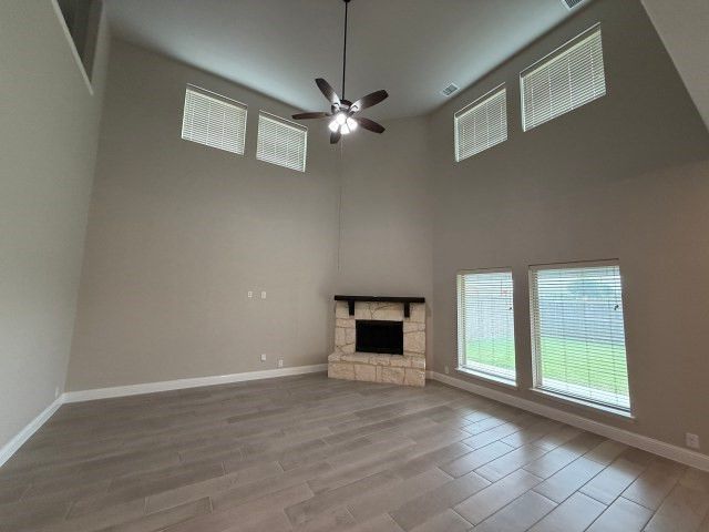 2304 Lonsdale Drive, Mansfield, TX 76084
