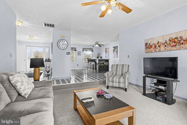 6308 PROUT FARM LN, Tracys Landing, MD 20779