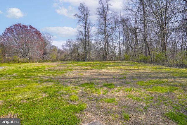 6308 PROUT FARM LN, Tracys Landing, MD 20779