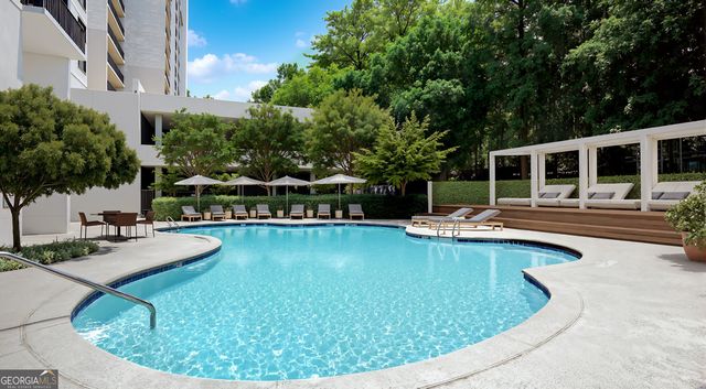 2460 Peachtree Road NE 613, Atlanta, GA 30305