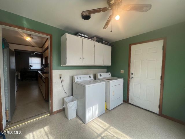 5221 Melvin Drive, Toledo, OH 43615