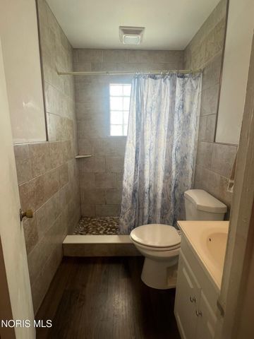 5221 Melvin Drive, Toledo, OH 43615