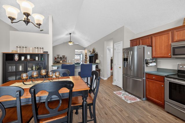 216 Ellemoor Lane, Lexington, KY 40515