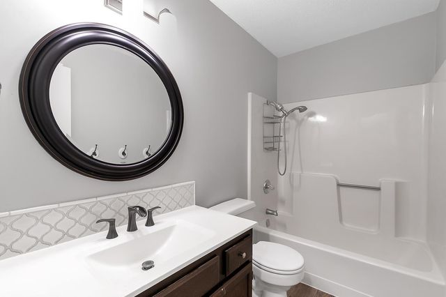 3027 N Governeour Cir, Wichita, KS 67226