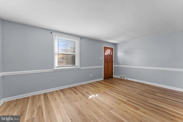 275 VALLEY VIEW RD, Malvern, PA 19355