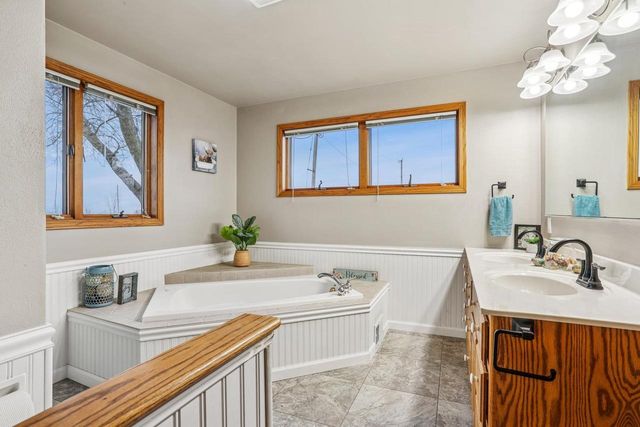 W3431 COUNTY KK, Kaukauna, WI 54130