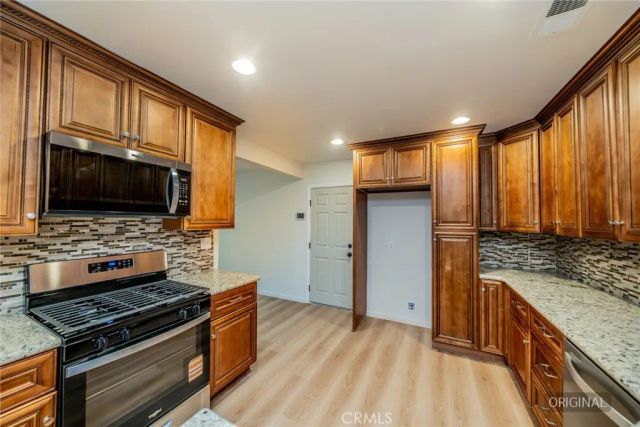 8901 Glencoe Drive, Riverside, CA 92503