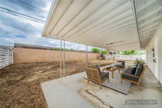8901 Glencoe Drive, Riverside, CA 92503