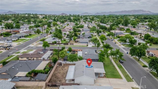 8901 Glencoe Drive, Riverside, CA 92503