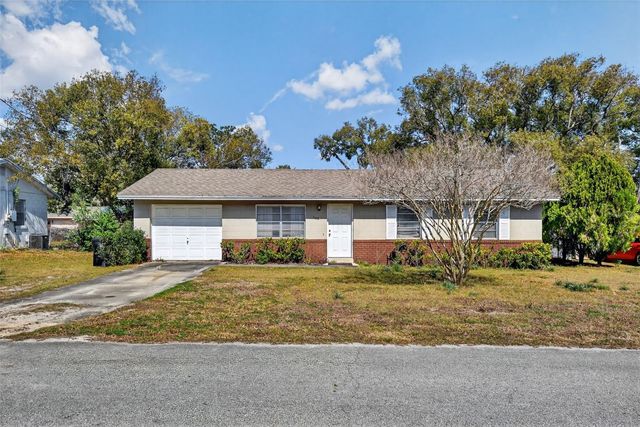 365 W LANSDOWNE AVENUE, Orange City, FL 32763