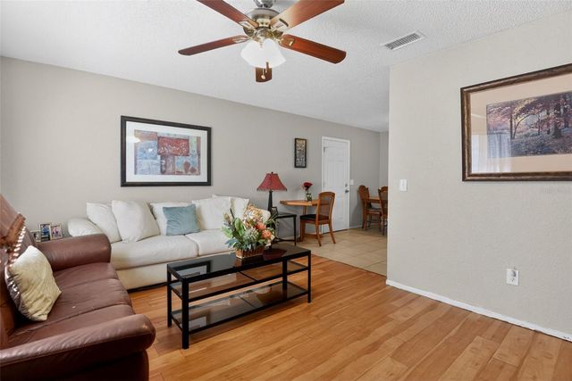 365 W LANSDOWNE AVENUE, Orange City, FL 32763