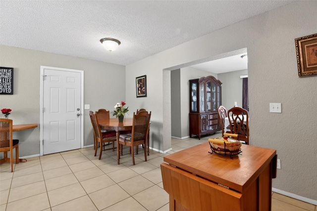 365 W LANSDOWNE AVENUE, Orange City, FL 32763