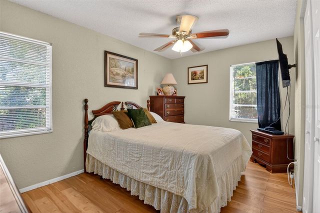 365 W LANSDOWNE AVENUE, Orange City, FL 32763