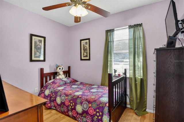 365 W LANSDOWNE AVENUE, Orange City, FL 32763