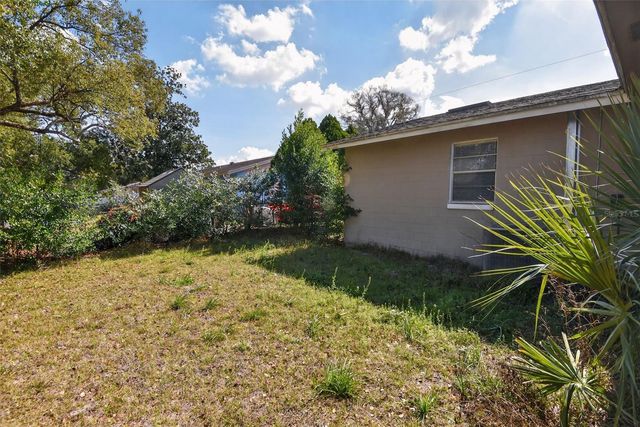 365 W LANSDOWNE AVENUE, Orange City, FL 32763
