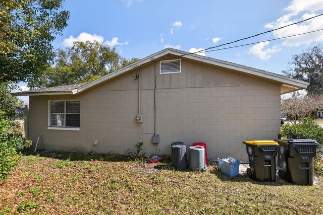 365 W LANSDOWNE AVENUE, Orange City, FL 32763