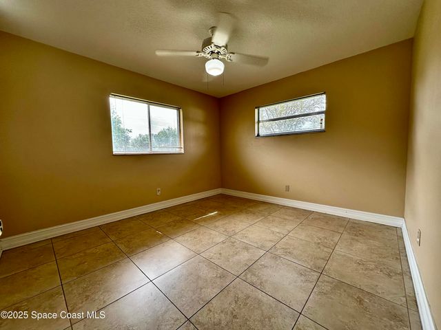 1084 Herne Avenue NE, Palm Bay, FL 32907