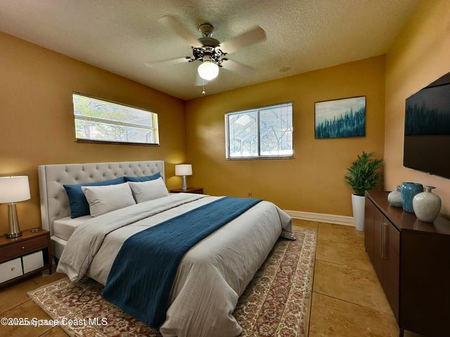 1084 Herne Avenue NE, Palm Bay, FL 32907