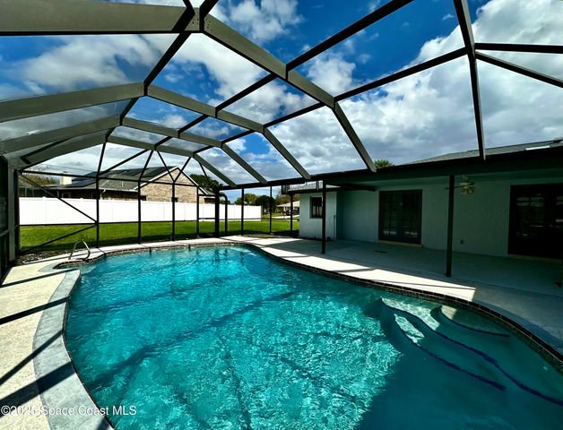 1084 Herne Avenue NE, Palm Bay, FL 32907