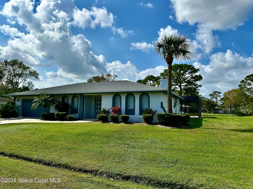 1084 Herne Avenue NE, Palm Bay, FL 32907