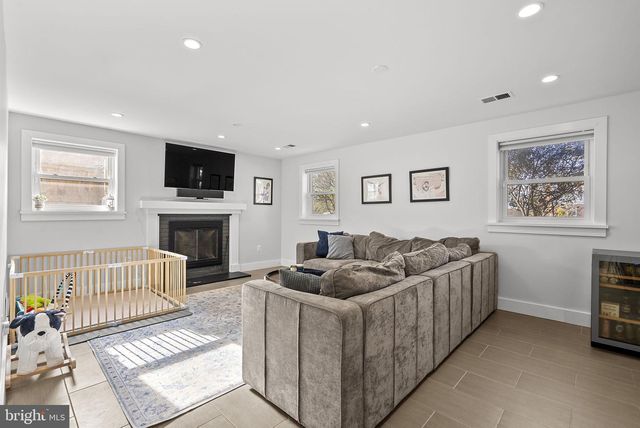 14211 DENNINGTON PL, Rockville, MD 20853