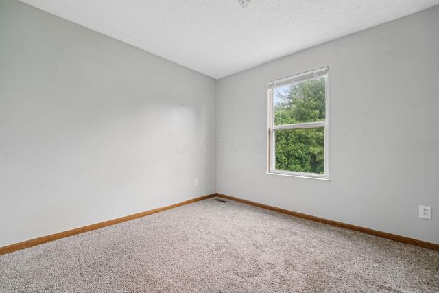 8488 Sunlight Drive, Reynoldsburg, OH 43068