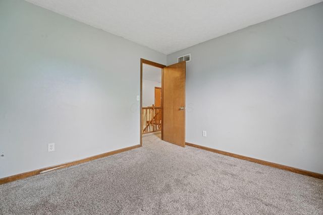 8488 Sunlight Drive, Reynoldsburg, OH 43068