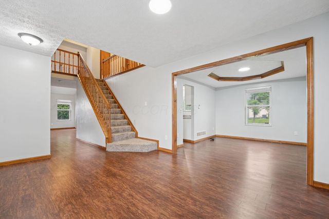 8488 Sunlight Drive, Reynoldsburg, OH 43068