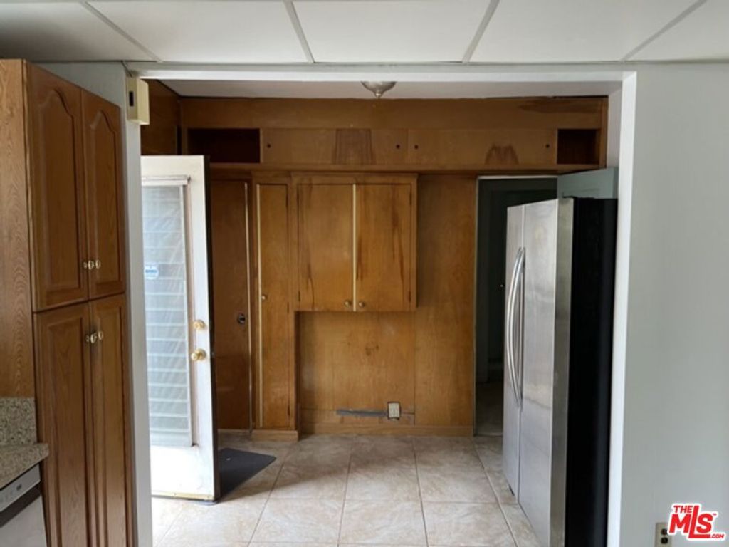 758 N Mansfield Avenue, Los Angeles, CA 90038 — photo 5