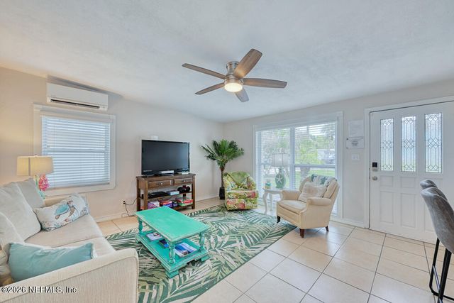 827 4TH Avenue N, Jacksonville Beach, FL 32250