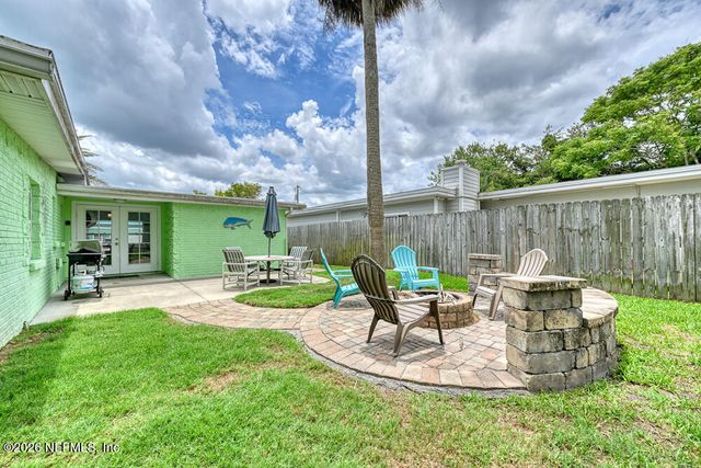 827 4TH Avenue N, Jacksonville Beach, FL 32250