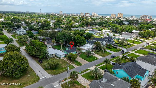 827 4TH Avenue N, Jacksonville Beach, FL 32250