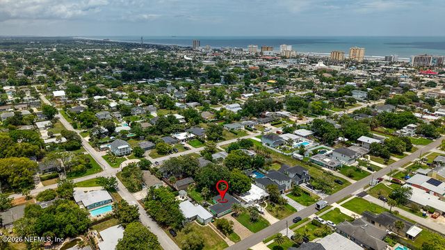 827 4TH Avenue N, Jacksonville Beach, FL 32250
