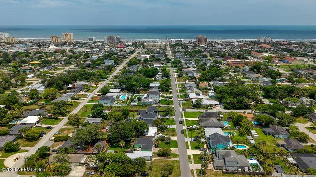 827 4TH Avenue N, Jacksonville Beach, FL 32250