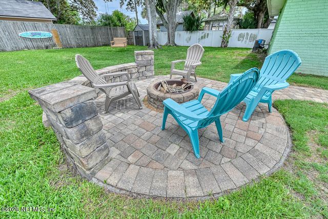 827 4TH Avenue N, Jacksonville Beach, FL 32250