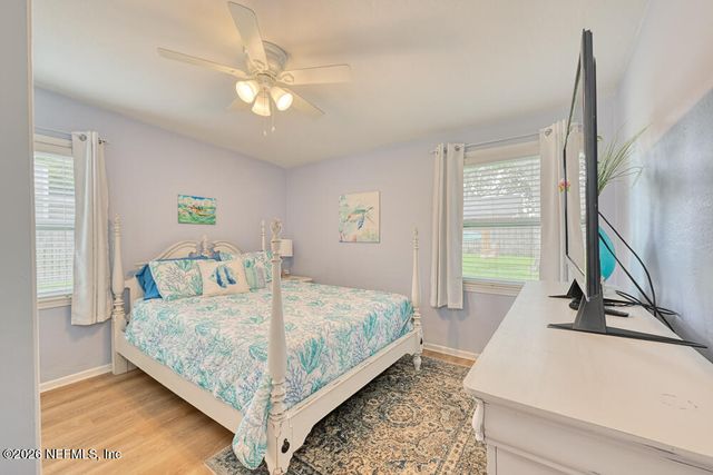 827 4TH Avenue N, Jacksonville Beach, FL 32250