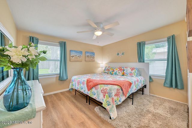 827 4TH Avenue N, Jacksonville Beach, FL 32250