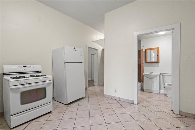 4841 S Loomis Boulevard 1F, Chicago, IL 60609