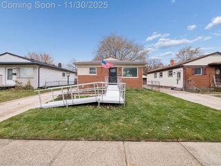6672 Madison Street, Taylor, MI 48180
