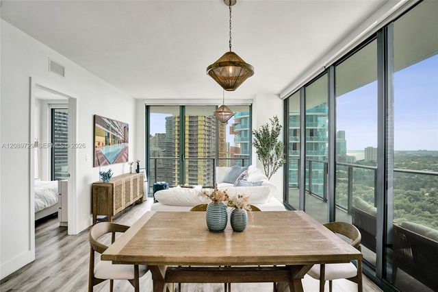 1300 S Miami Avenue 2306, Miami, FL 33130