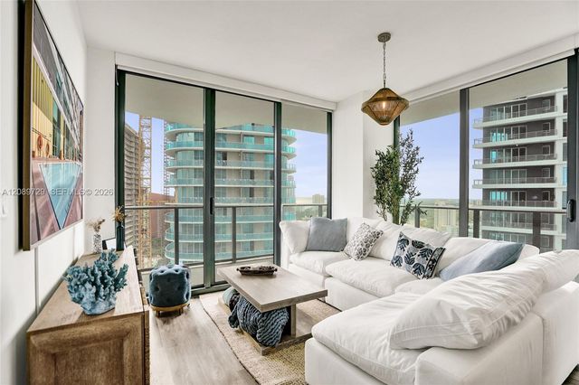 1300 S Miami Avenue 2306, Miami, FL 33130