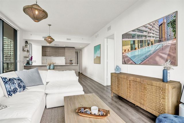 1300 S Miami Avenue 2306, Miami, FL 33130