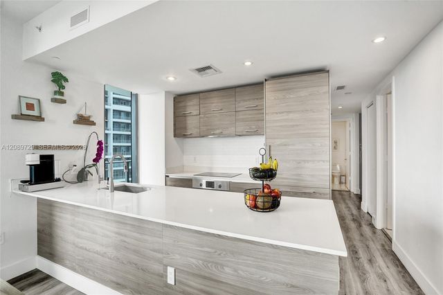 1300 S Miami Avenue 2306, Miami, FL 33130