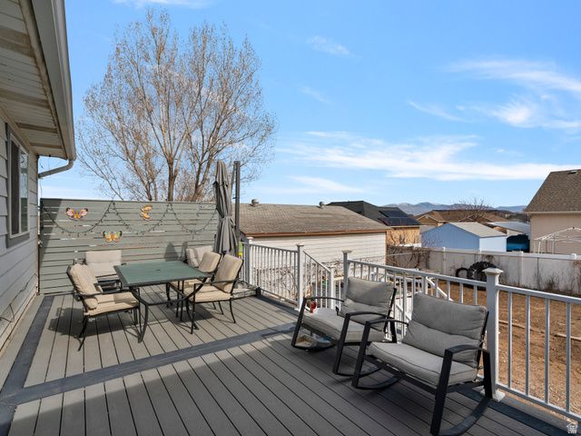 2977 S BREEZE DR, Magna, UT 84044