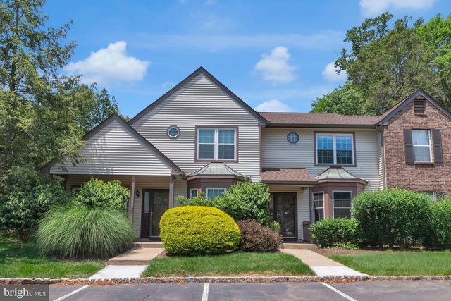 1111 HICKORY CT, Monmouth Junction, NJ 08852