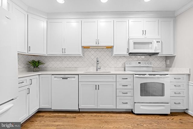 19 VICTORIA FALLS CT, Sparks, MD 21152